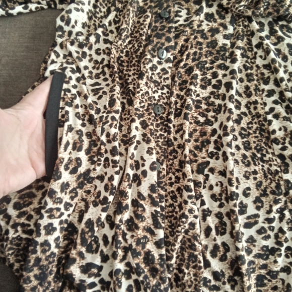 Joseph Ribkoff Leopard Print Tunic Top 16 - Picture 7 of 8